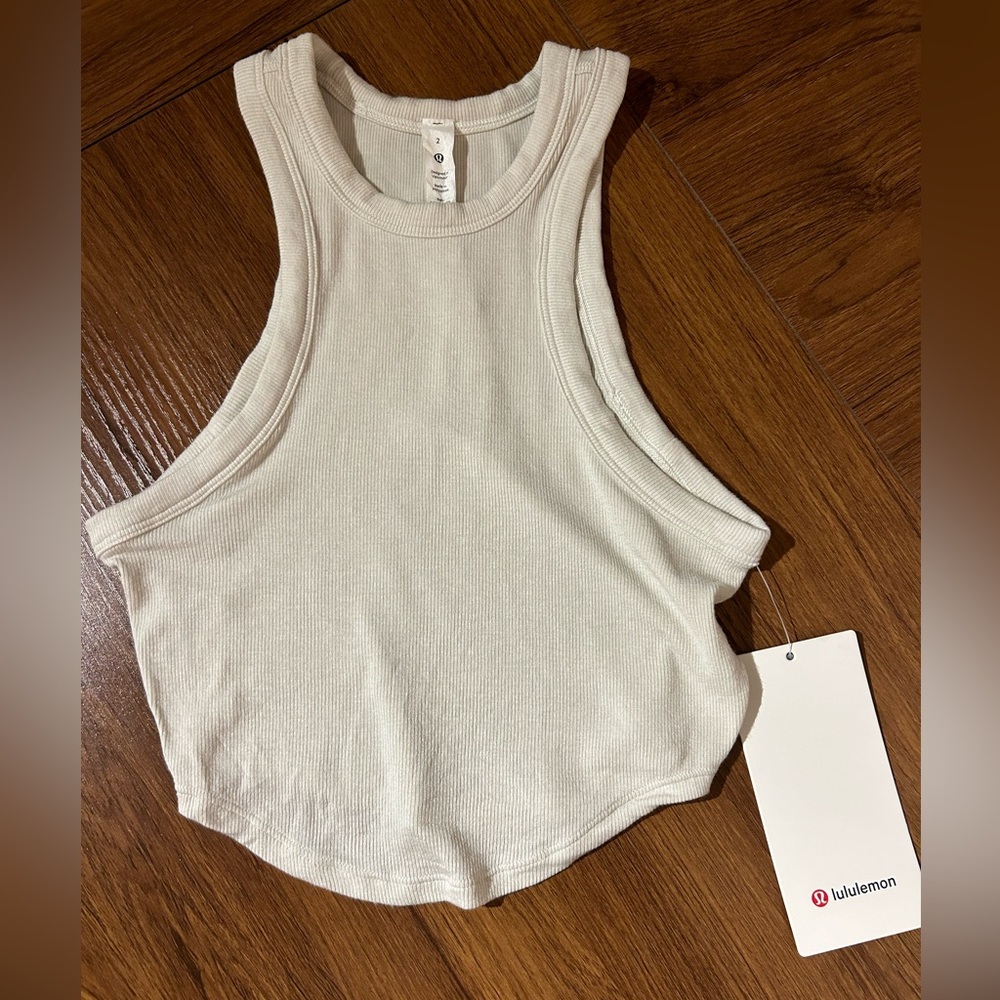 lululemon Off-White Hold Tight Cropped Tank size 2